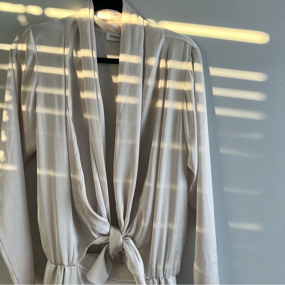 NWT Overlover Betty Satin Mini Dress Off White Silhouette Deep V-Neck XS - Picture 15 of 15